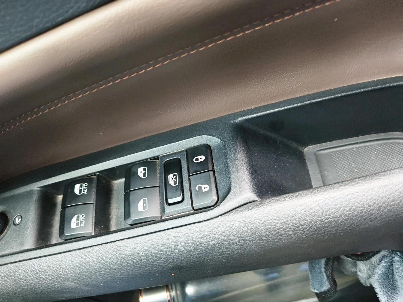 2022 Jeep MERIDIAN LIMITED (O) 4X2 AT, Diesel, Automatic, 32,945 km, interior
