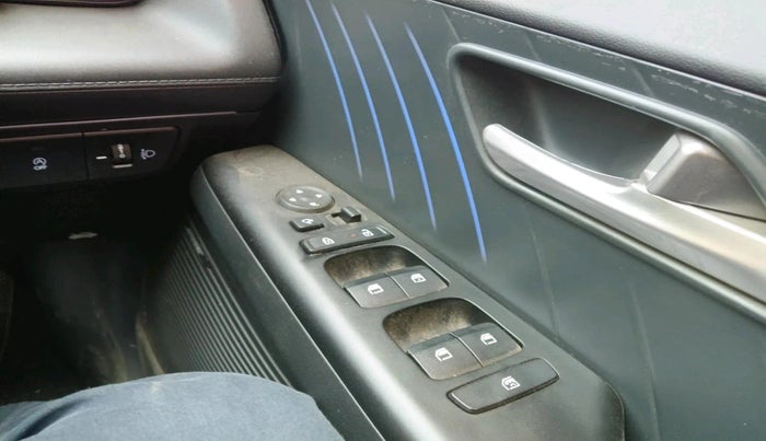 2024 Hyundai Verna SX (O) 1.5 TURBO DCT DUAL TONE, Petrol, Automatic, 5,628 km, interior