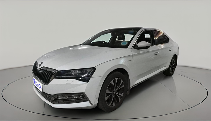 2022 Skoda Superb L&K 2.0 TSI AT, Petrol, Automatic, 57,329 km, exterior