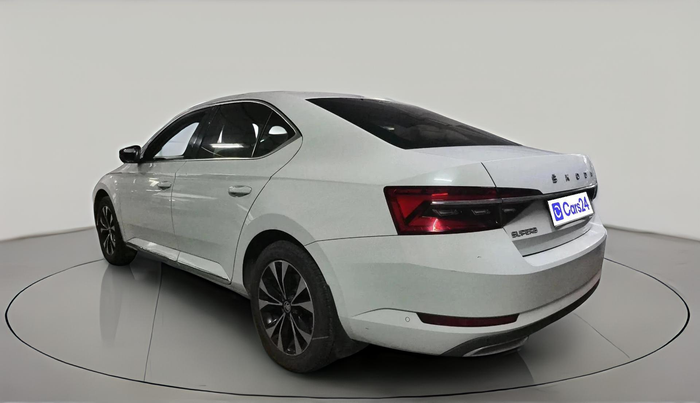 2022 Skoda Superb L&K 2.0 TSI AT, Petrol, Automatic, 57,329 km, exterior