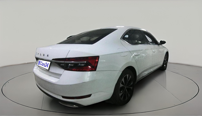 2022 Skoda Superb L&K 2.0 TSI AT, Petrol, Automatic, 57,329 km, exterior