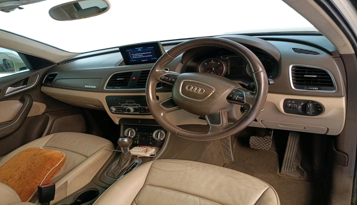 2013 Audi Q3 2.0 TDI QUATTRO, Diesel, Automatic, 1,24,856 km, interior