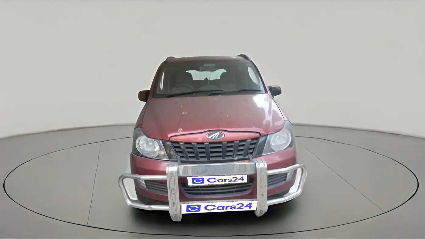 2014 Mahindra Quanto C8, Diesel, Manual, 16,642 km, exterior