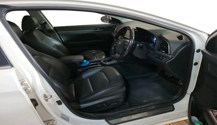 2018 Hyundai New Elantra 2.0 SX(O) AT PETROL, Petrol, Automatic, 55,780 km, interior