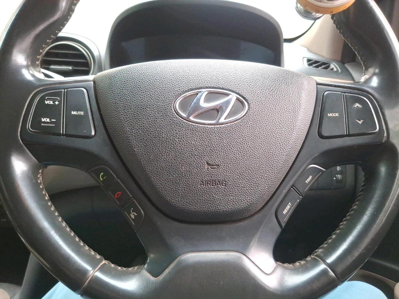 2019 Hyundai Grand i10 ASTA 1.2 KAPPA VTVT, Petrol, Manual, 98,610 km, interior