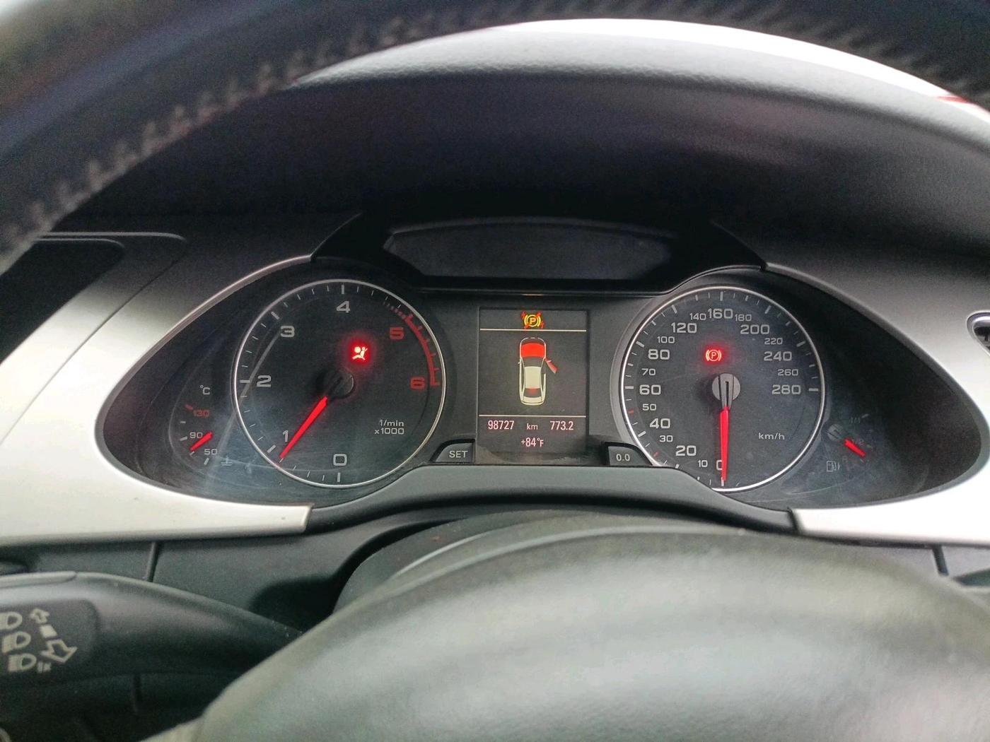 2012 Audi A4 2.0 TDI, Diesel, Automatic, 98,727 km, interior
