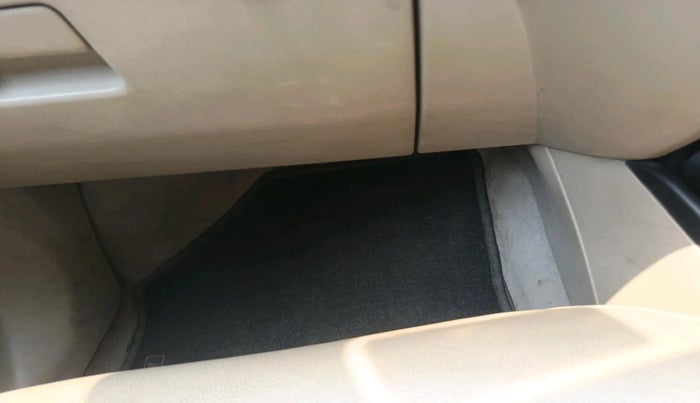 2017 Maruti Dzire VXI, Petrol, Manual, 81,126 km, interior