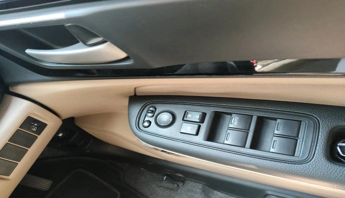 2019 Honda Amaze 1.2L I-VTEC V, Petrol, Manual, 17,255 km, interior