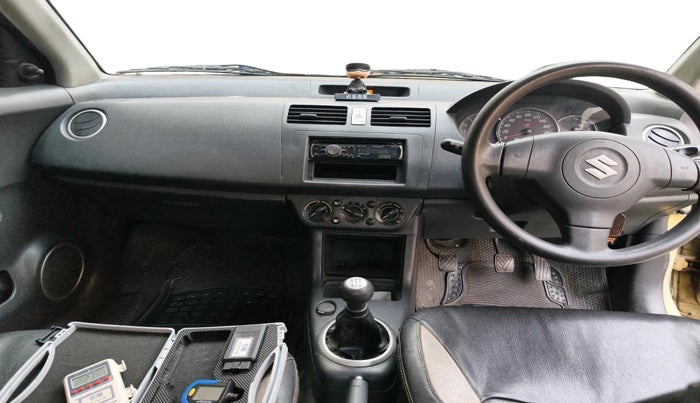 2010 Maruti Swift VXI, Petrol, Manual, 1,23,708 km, interior
