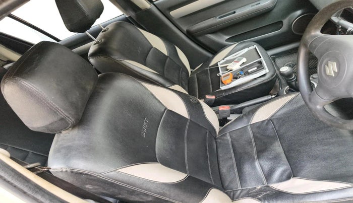 2010 Maruti Swift VXI, Petrol, Manual, 1,23,708 km, interior