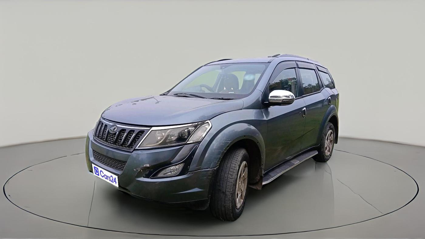 2018 Mahindra XUV500 W6, Diesel, Manual, 1,61,805 km, exterior