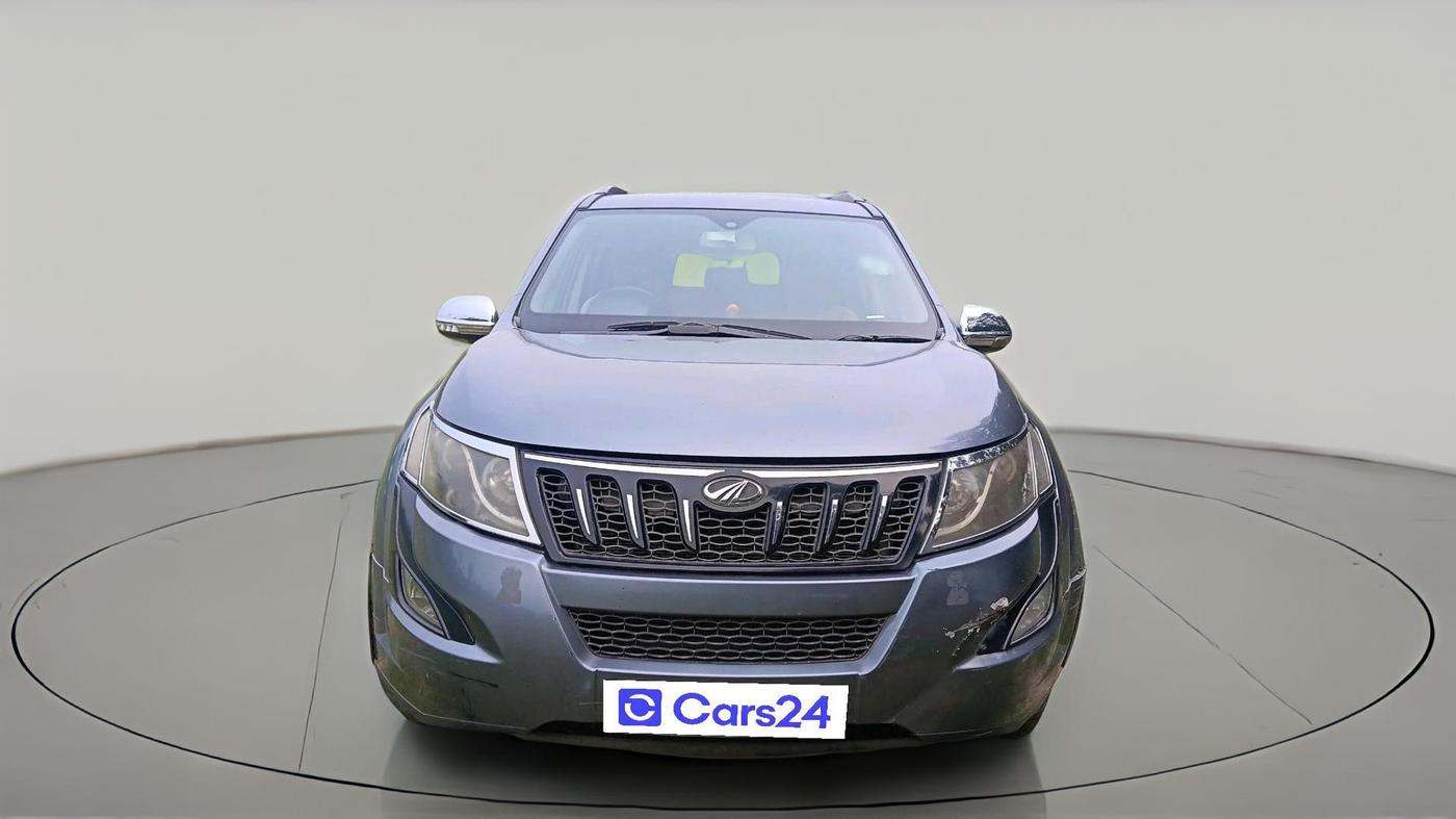 2018 Mahindra XUV500 W6, Diesel, Manual, 1,61,805 km, exterior