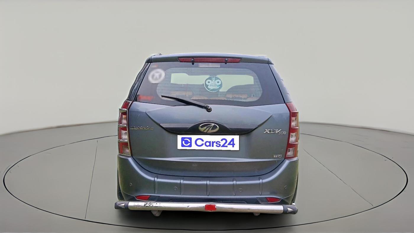 2018 Mahindra XUV500 W6, Diesel, Manual, 1,61,805 km, exterior