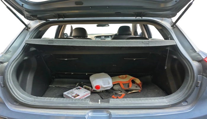 2015 Hyundai Elite i20 MAGNA 1.2, Petrol, Manual, 50,953 km, exterior