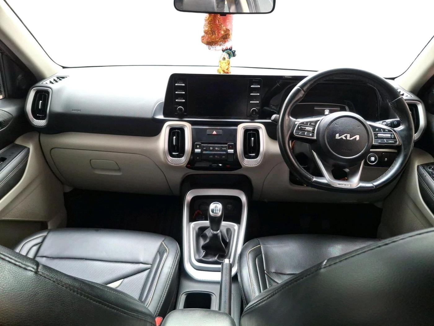 2022 KIA SONET HTX 1.0 IMT, Petrol, Manual, 48,807 km, interior