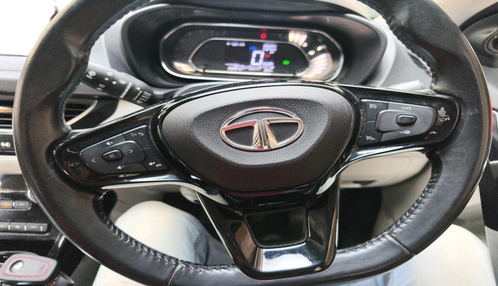 2022 Tata NEXON XZ PLUS (HS) PETROL, Petrol, Manual, 33,264 km, interior