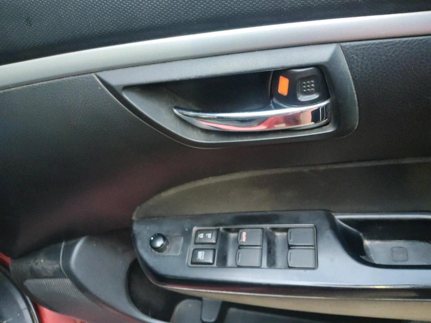 2011 Maruti Swift VXI, Petrol, Manual, 73,115 km, interior