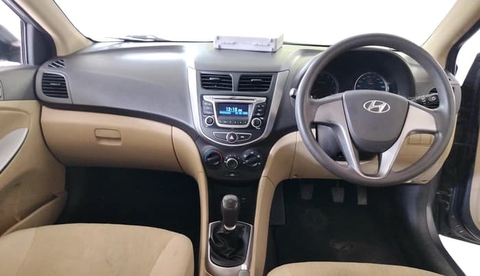 2015 Hyundai Verna FLUIDIC 4S 1.4 VTVT, Petrol, Manual, 26,353 km, interior