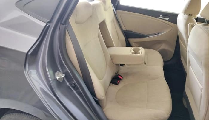 2015 Hyundai Verna FLUIDIC 4S 1.4 VTVT, Petrol, Manual, 26,353 km, interior