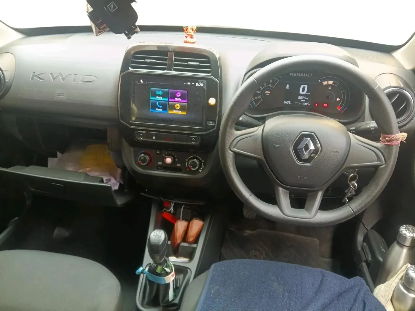 2024 Renault Kwid RXL 1.0 (O), Petrol, Manual, 8,824 km, interior