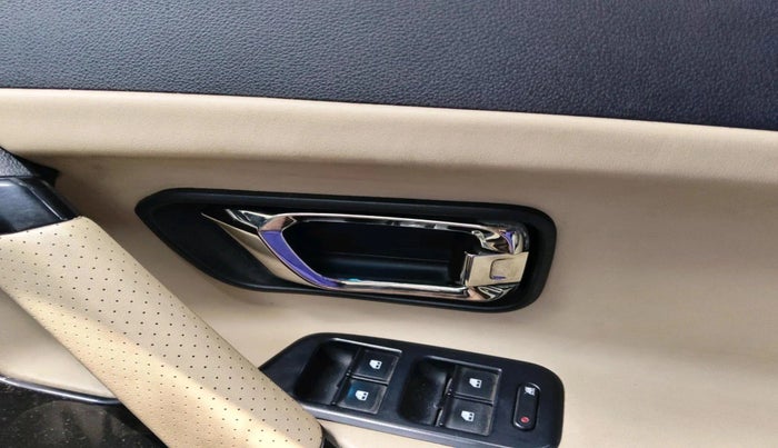 2021 Tata Safari XZA PLUS, Diesel, Automatic, 65,957 km, interior