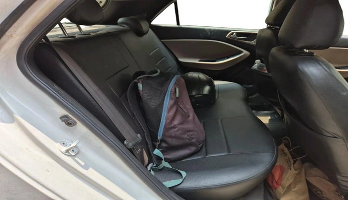 2015 Hyundai i20 Active 1.2 SX, Petrol, Manual, 32,215 km, interior