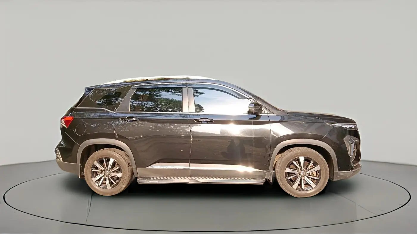 2020 MG HECTOR PLUS SHARP 1.5 PETROL TURBO HYBRID MT 6-STR, Petrol, Manual, 28,948 km, exterior