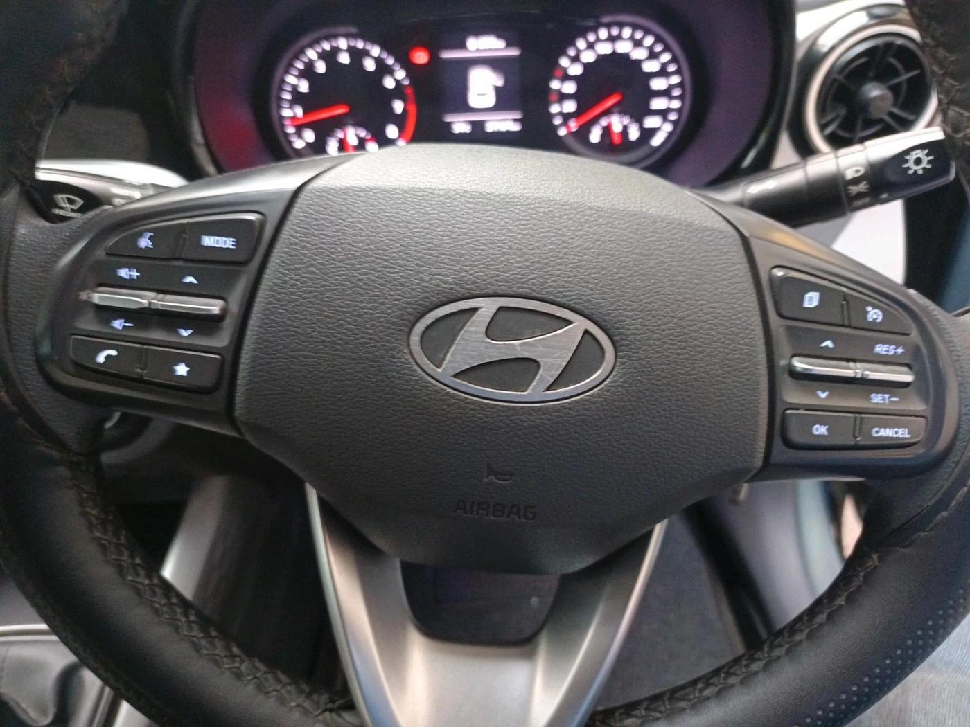 2023 Hyundai GRAND I10 NIOS SPORTZ 1.2 KAPPA VTVT, Petrol, Manual, 24,164 km, interior