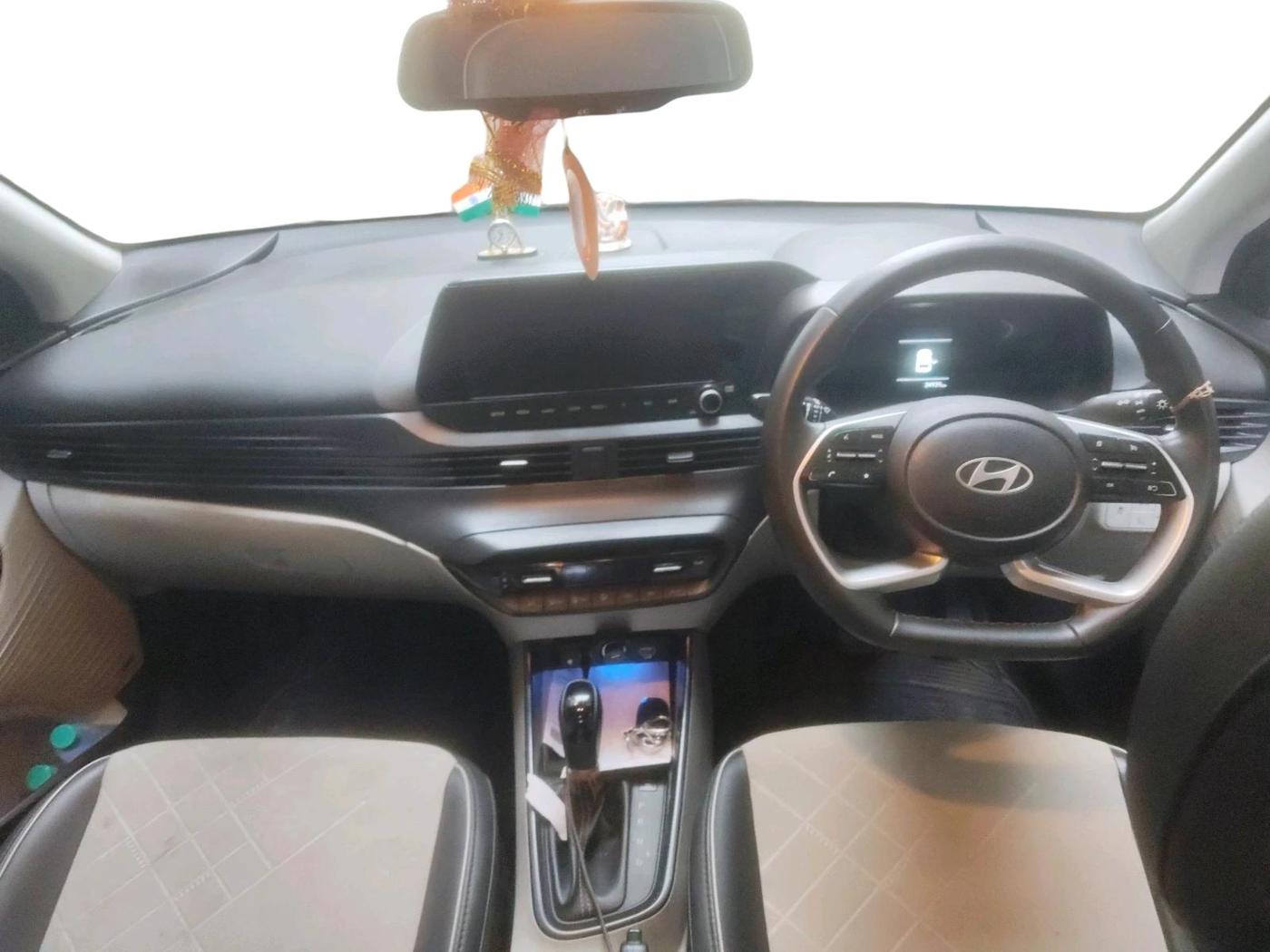 2024 Hyundai NEW I20 ASTA (O) 1.2 IVT, Petrol, Automatic, 34,940 km, interior