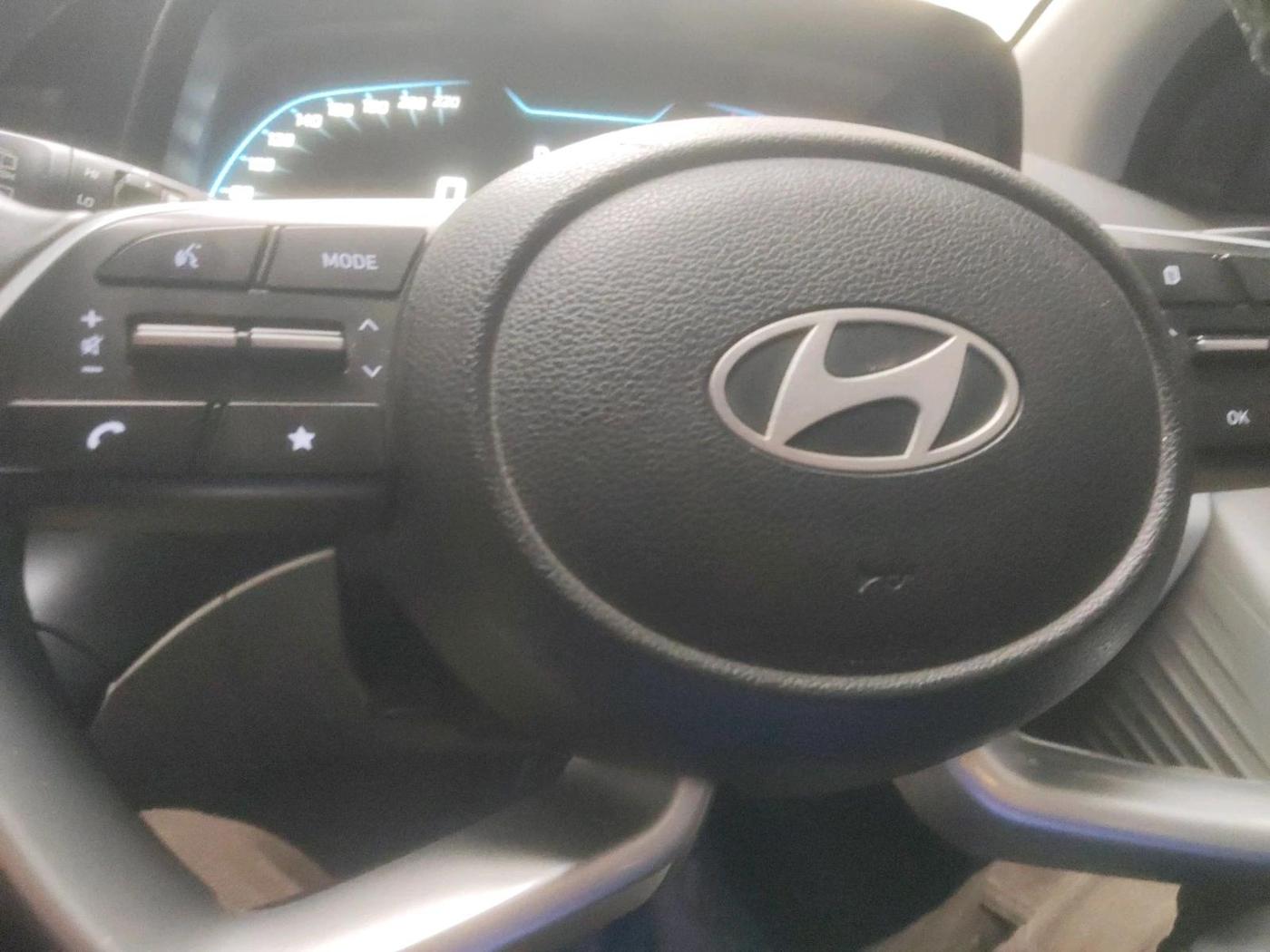 2024 Hyundai NEW I20 ASTA (O) 1.2 IVT, Petrol, Automatic, 34,940 km, interior