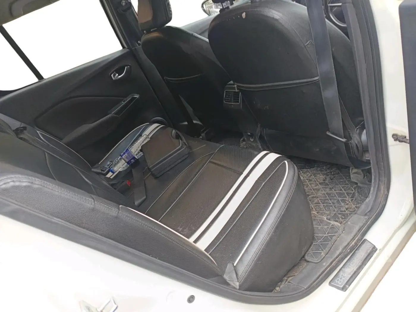 2019 Nissan Kicks XL DIESEL, Diesel, Manual, 1,31,869 km, interior