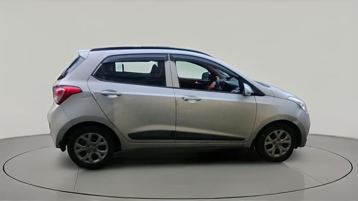 2016 Hyundai Grand i10 SPORTZ 1.2 KAPPA VTVT, Petrol, Manual, 1,16,019 km, exterior