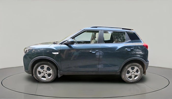 2022 Mahindra XUV300 W6 1.2 PETROL, Petrol, Manual, 19,173 km, exterior