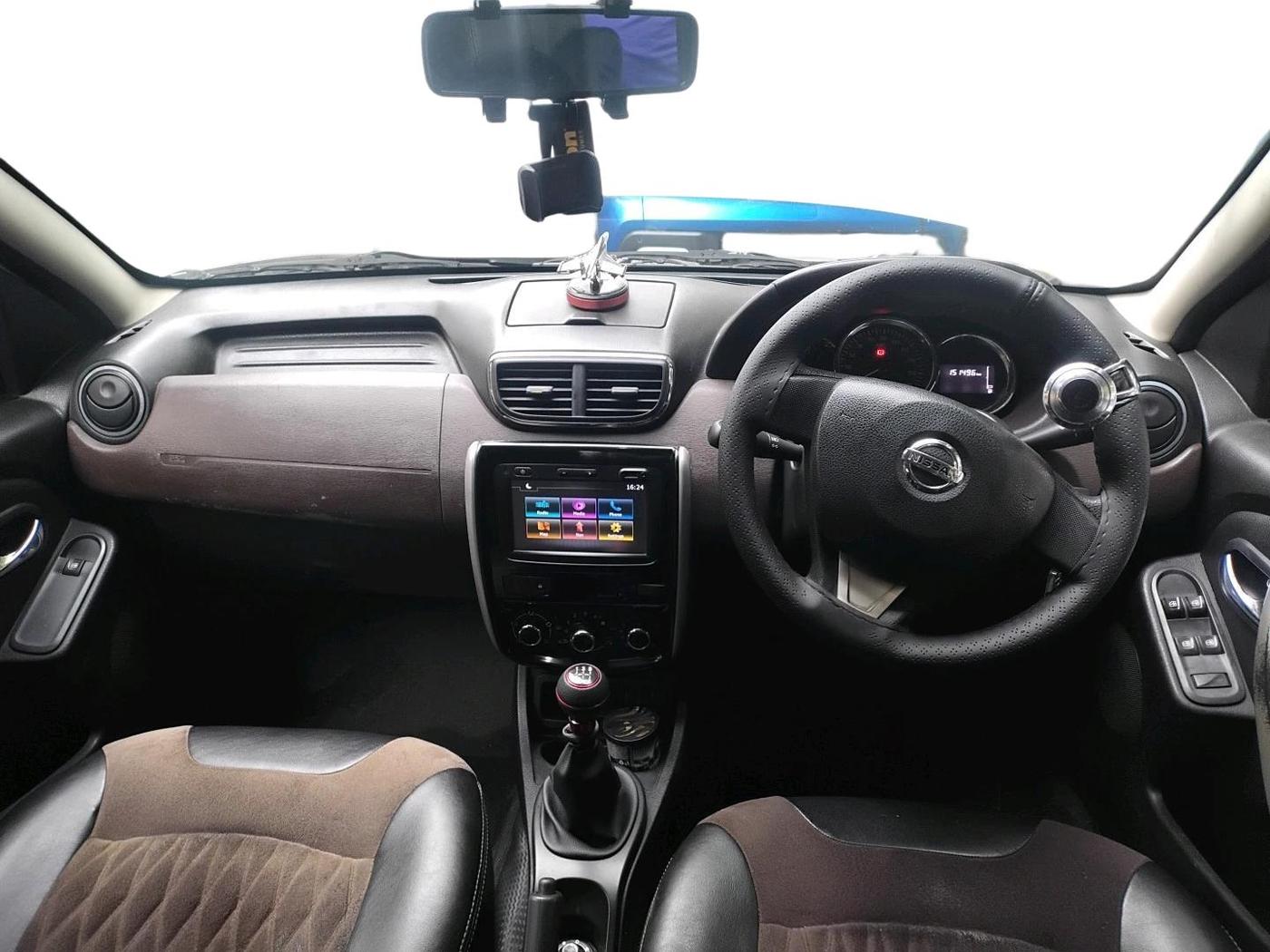 2018 Nissan Terrano  XL D Plus, Diesel, Manual, 1,51,496 km, interior