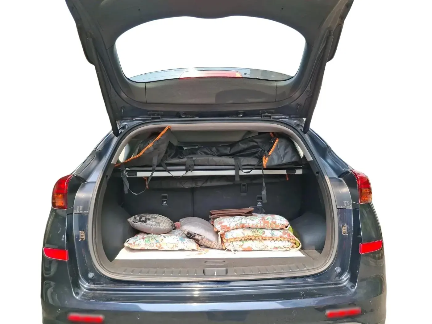 2021 Hyundai Tucson GLS 2WD AT PETROL, Petrol, Automatic, 41,206 km, exterior