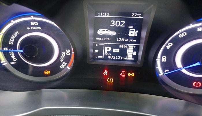 2023 Mahindra XUV400 EL 7.2 KW, Electric, Automatic, 48,213 km, interior