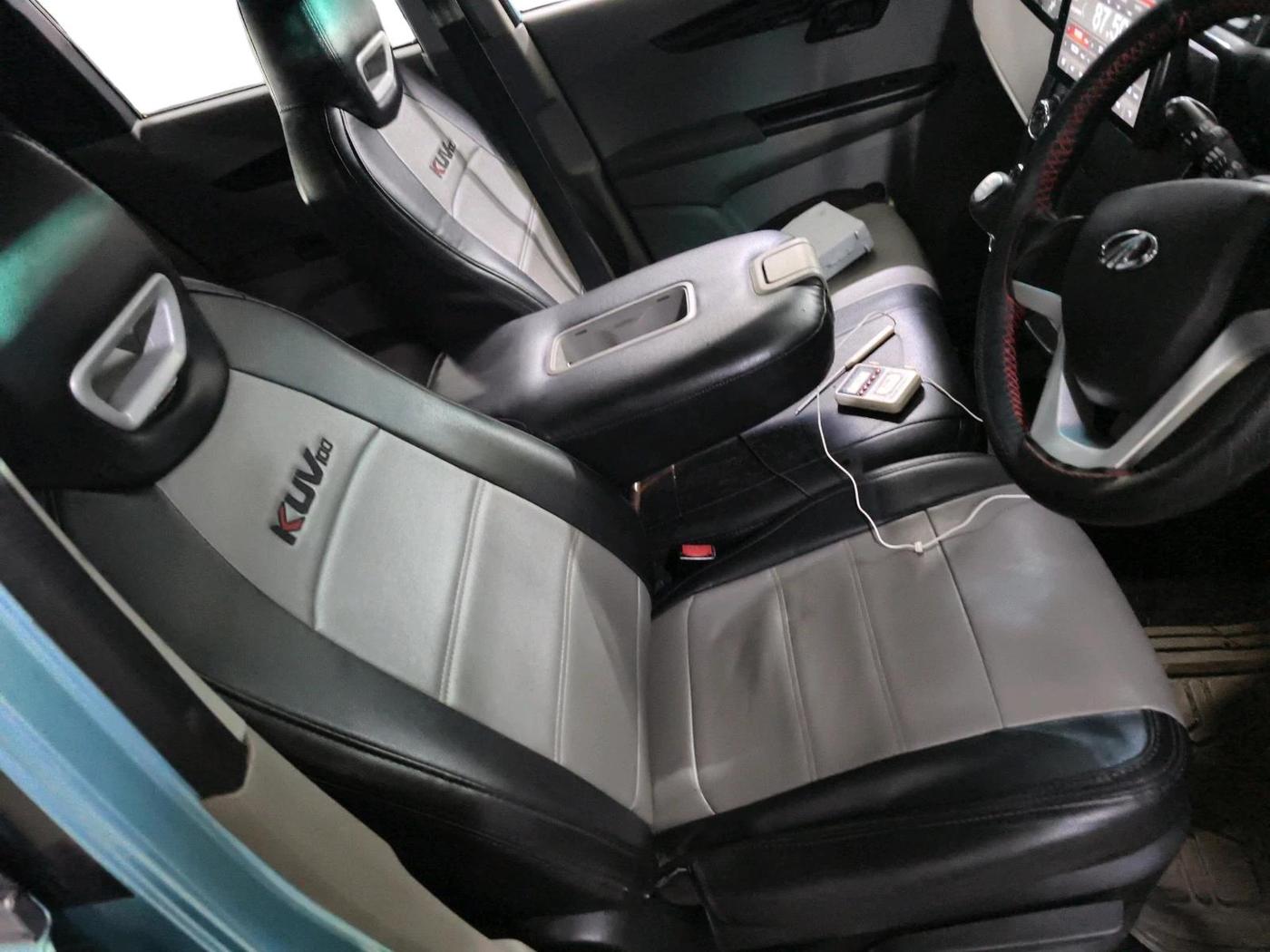 2016 Mahindra Kuv100 K6 6 STR, Petrol, Manual, 49,827 km, interior