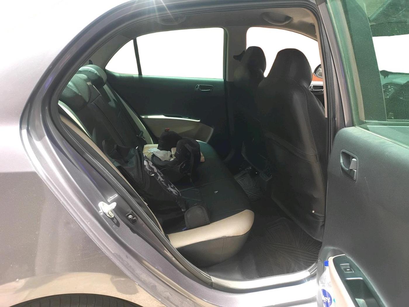 2017 Hyundai Xcent E+, Petrol, Manual, 89,798 km, interior