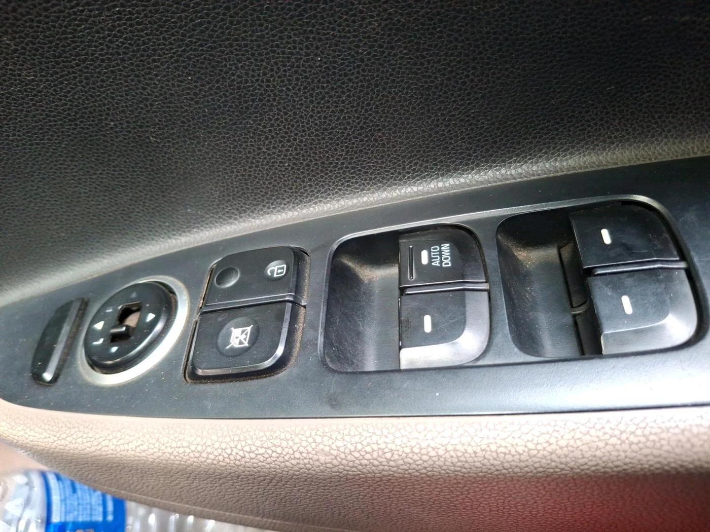 2014 Hyundai Xcent S 1.2, Petrol, Manual, 40,728 km, interior