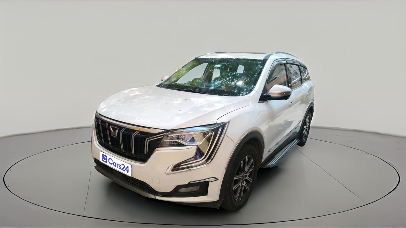 2024 Mahindra XUV700 AX 7 LUXURY D MT 7 STR, Diesel, Manual, 30,895 km, exterior