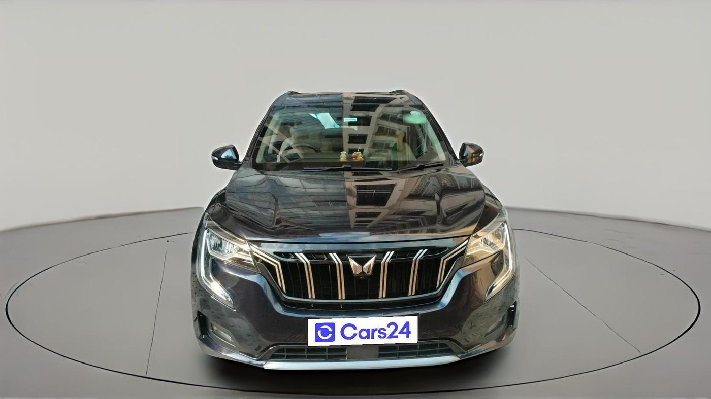 2023 Mahindra XUV700 AX 7 P MT 7 STR, Petrol, Manual, 22,409 km, exterior