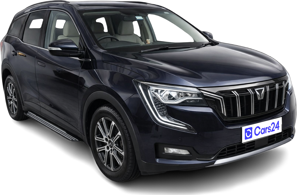 2023 Mahindra XUV700 - SUV - Petrol - Manual - ₹15.40 lakh