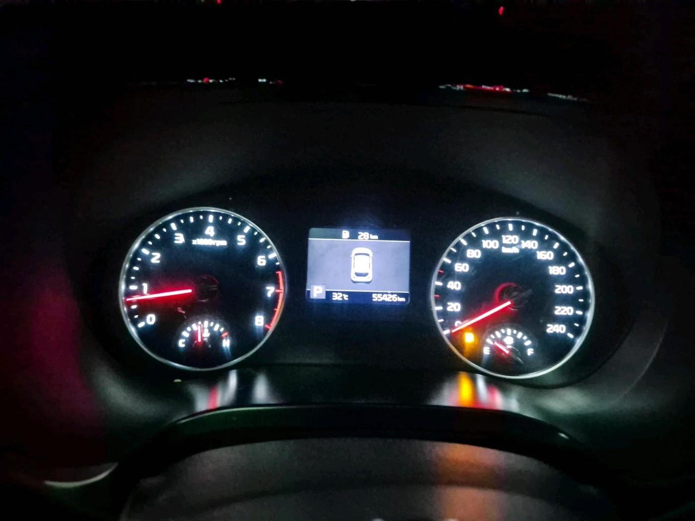 2021 KIA SELTOS HTX IVT 1.5 PETROL, Petrol, Automatic, 55,426 km, interior
