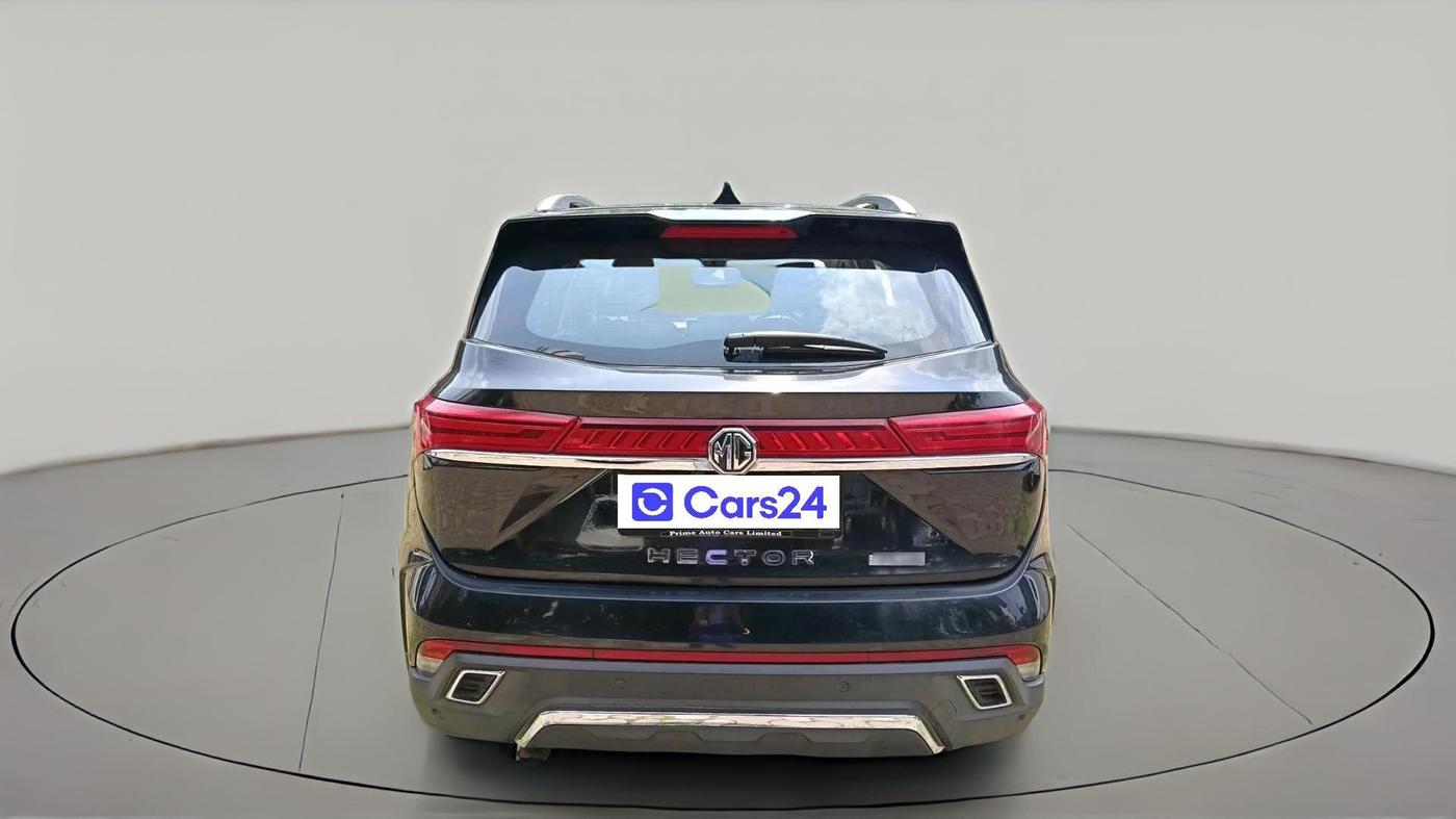 2024 MG HECTOR PLUS SHARP PRO 1.5 PETROL TURBO CVT 7 STR, Petrol, Automatic, 20,469 km, exterior