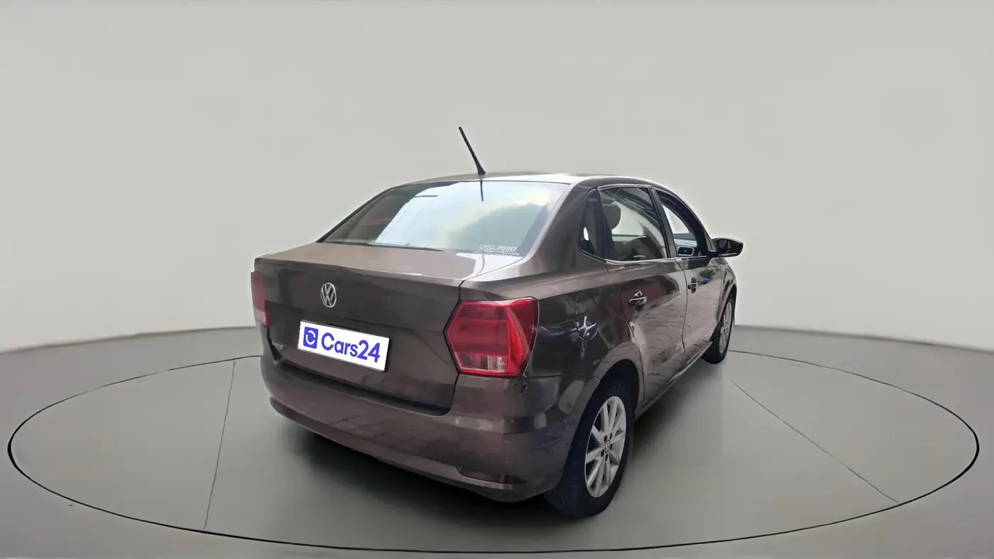 2017 Volkswagen Ameo HIGHLINE1.2L PLUS 16 ALLOY, Petrol, Manual, 52,595 km, exterior