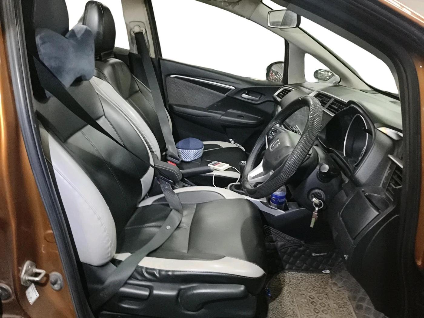 2017 Honda WR-V 1.2L I-VTEC VX MT, Petrol, Manual, 67,246 km, interior