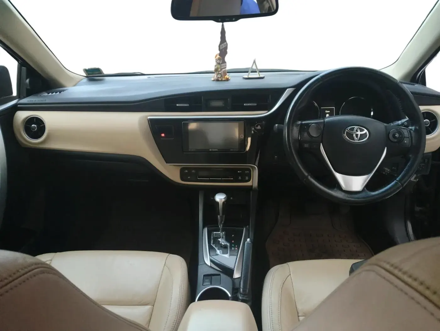 2017 Toyota Corolla Altis VL CVT PETROL, Petrol, Automatic, 65,904 km, interior