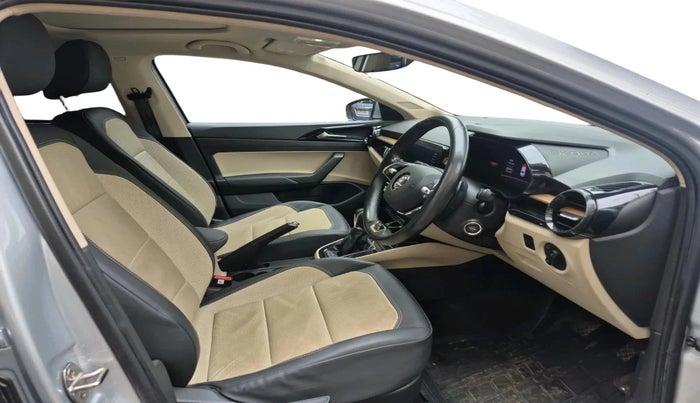 2022 Skoda SLAVIA STYLE 1.0L TSI AT, Petrol, Automatic, 10,826 km, interior