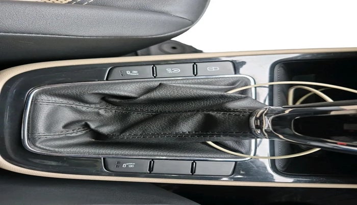 2022 Skoda SLAVIA STYLE 1.0L TSI AT, Petrol, Automatic, 10,826 km, interior