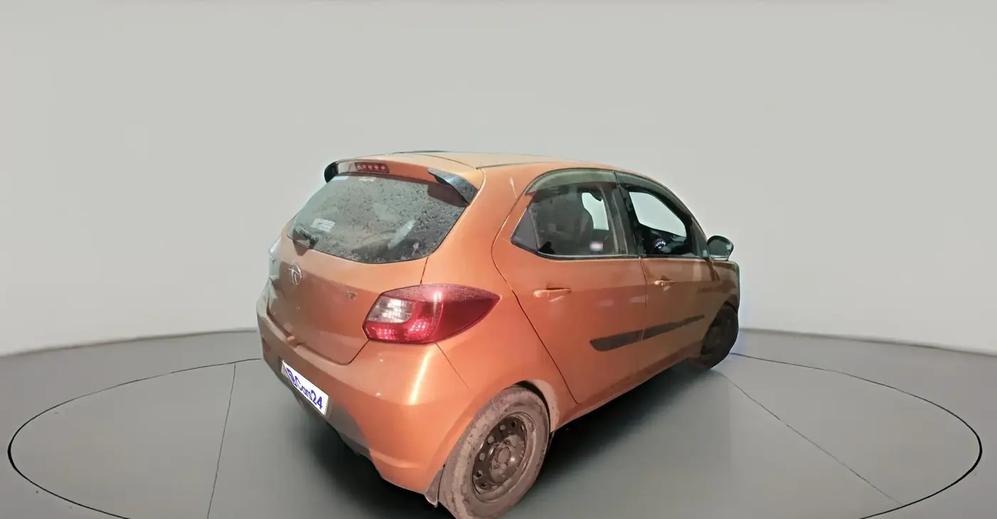 2017 Tata Tiago XZ PETROL, Petrol, Manual, 69,460 km, exterior